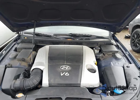 2009 Hyundai Genesis 3.8 z USA, uszkodzony, nr VIN KMHGC46E59U025638